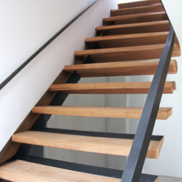 Construire un Escalier de Secours Conforme aux Normes Reze